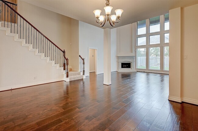 Building Photo - 4006 Misty Waters Ln