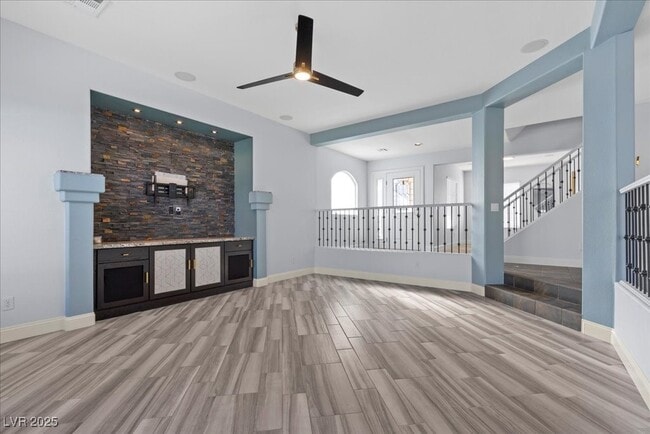 Building Photo - 10902 Fintry Hills St