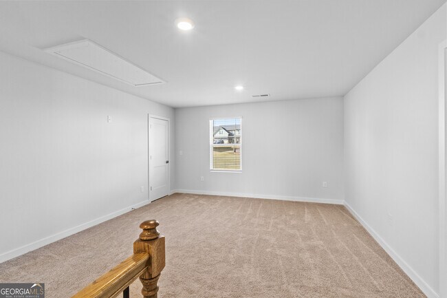 Building Photo - 583 Overlook Rd