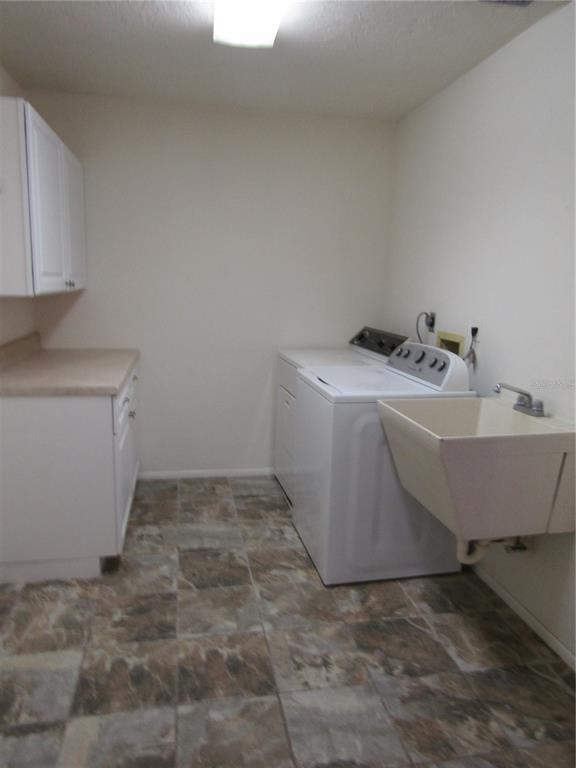 Building Photo - 1608 Lilliput Ct