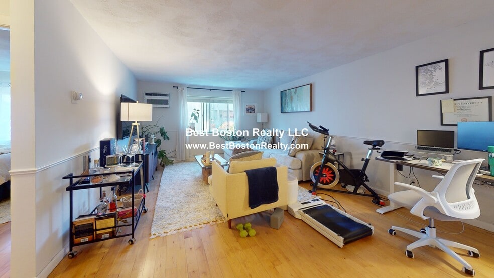 Building Photo - 84 Grant St