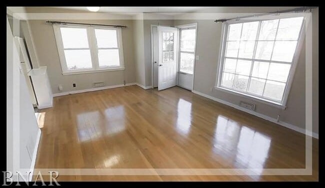 Building Photo - 3 Bd in Meadowbrook Subdivision