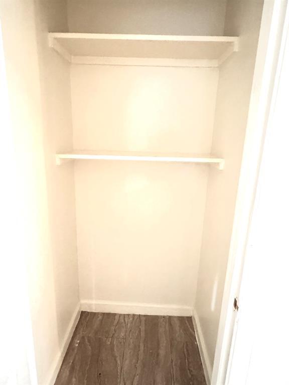 Building Photo - 717 Richcrest Dr