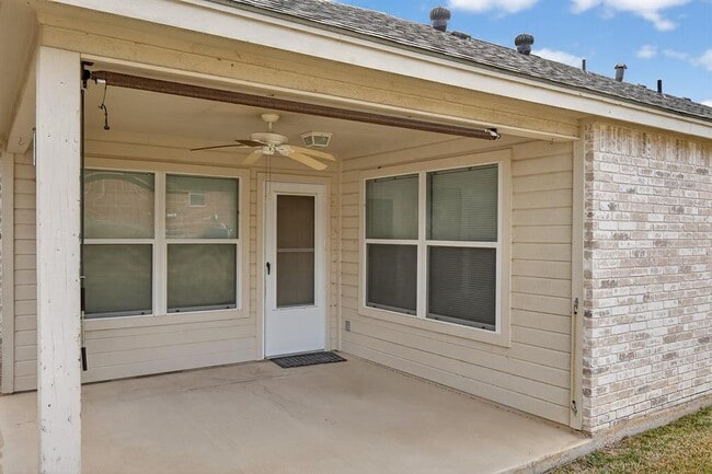 Building Photo - 268 Braeburn Cir