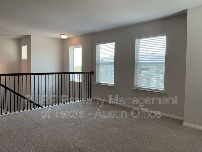 Building Photo - 3200 College Park Dr