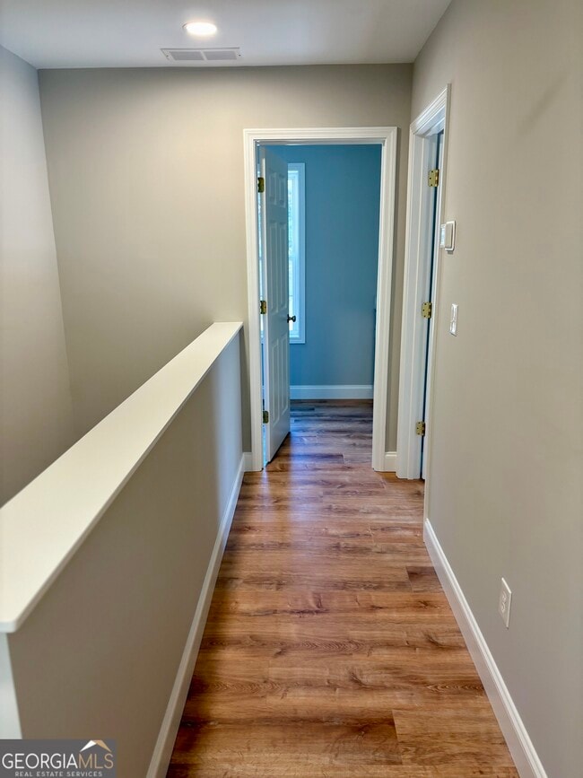 Building Photo - 114 Hidden Springs Way