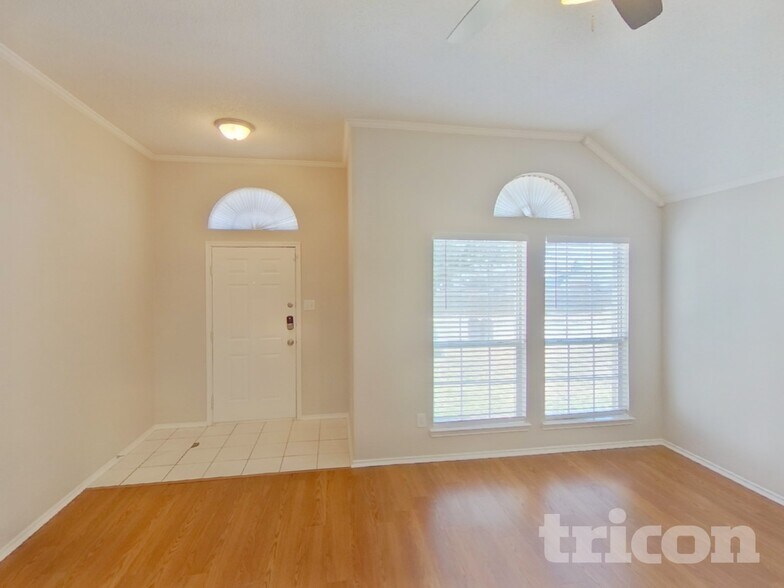 Building Photo - 2983 Firewheel Dr