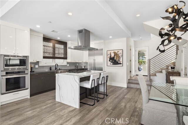 Building Photo - 712 Marguerite Ave