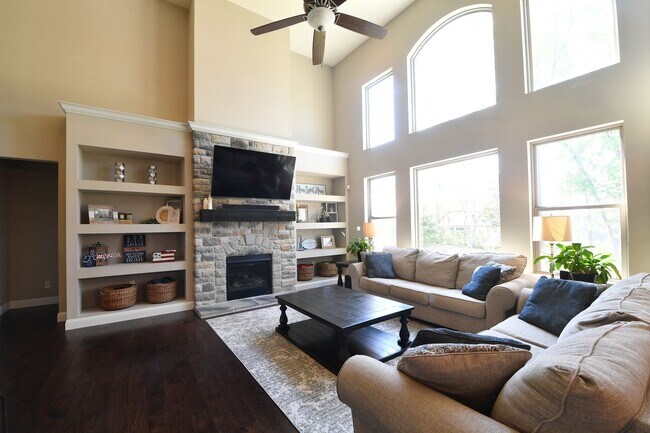 Building Photo - 72 Kimball Grove Ct