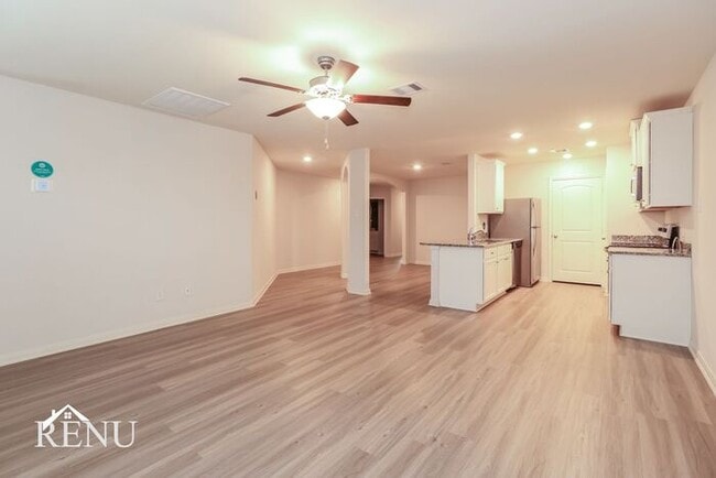 Building Photo - 10491 Red Cardinal Dr