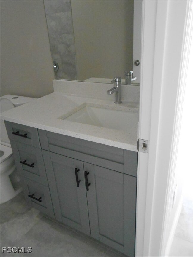 Building Photo - 937 Graystone Ave