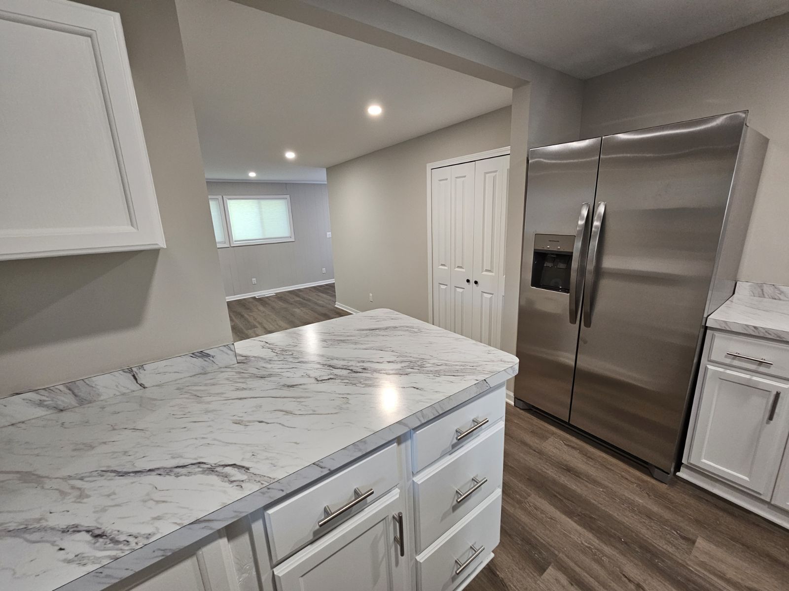 Kitchen - 207 S East St