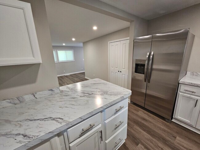 Kitchen - 207 S East St