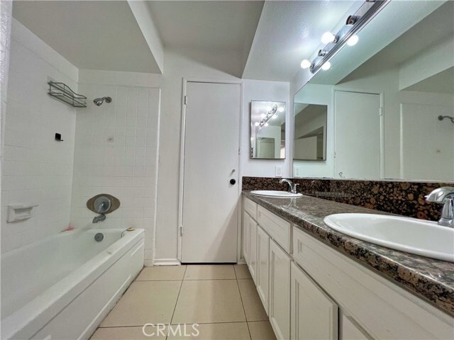 Building Photo - 22574 Kentfield St