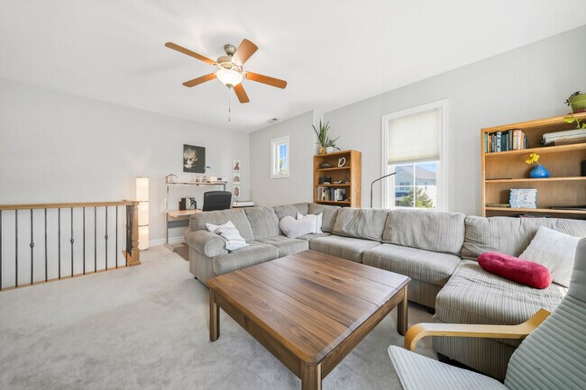 Building Photo - 3418 Raintree Cir