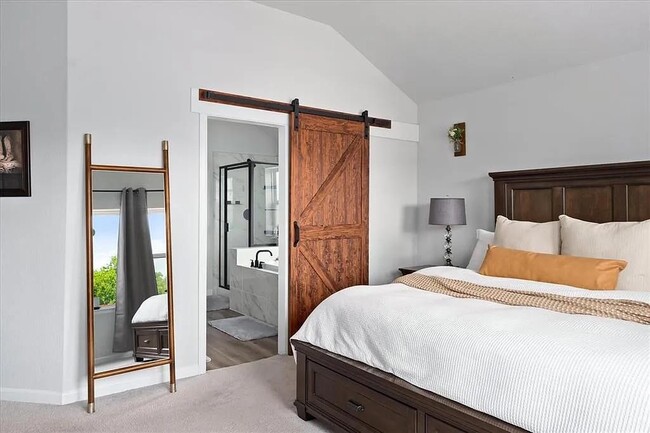 Building Photo - 108 Charles Zanco Dr