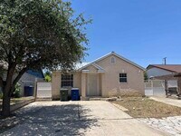 Building Photo - 1212 Reagan Dr