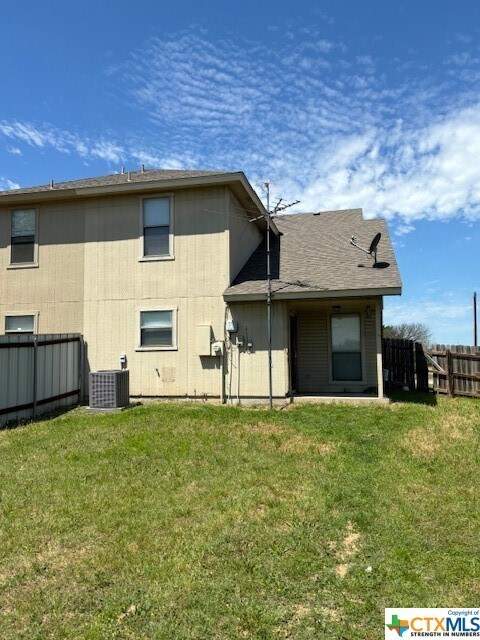 Building Photo - 2606 Tortuga Ln