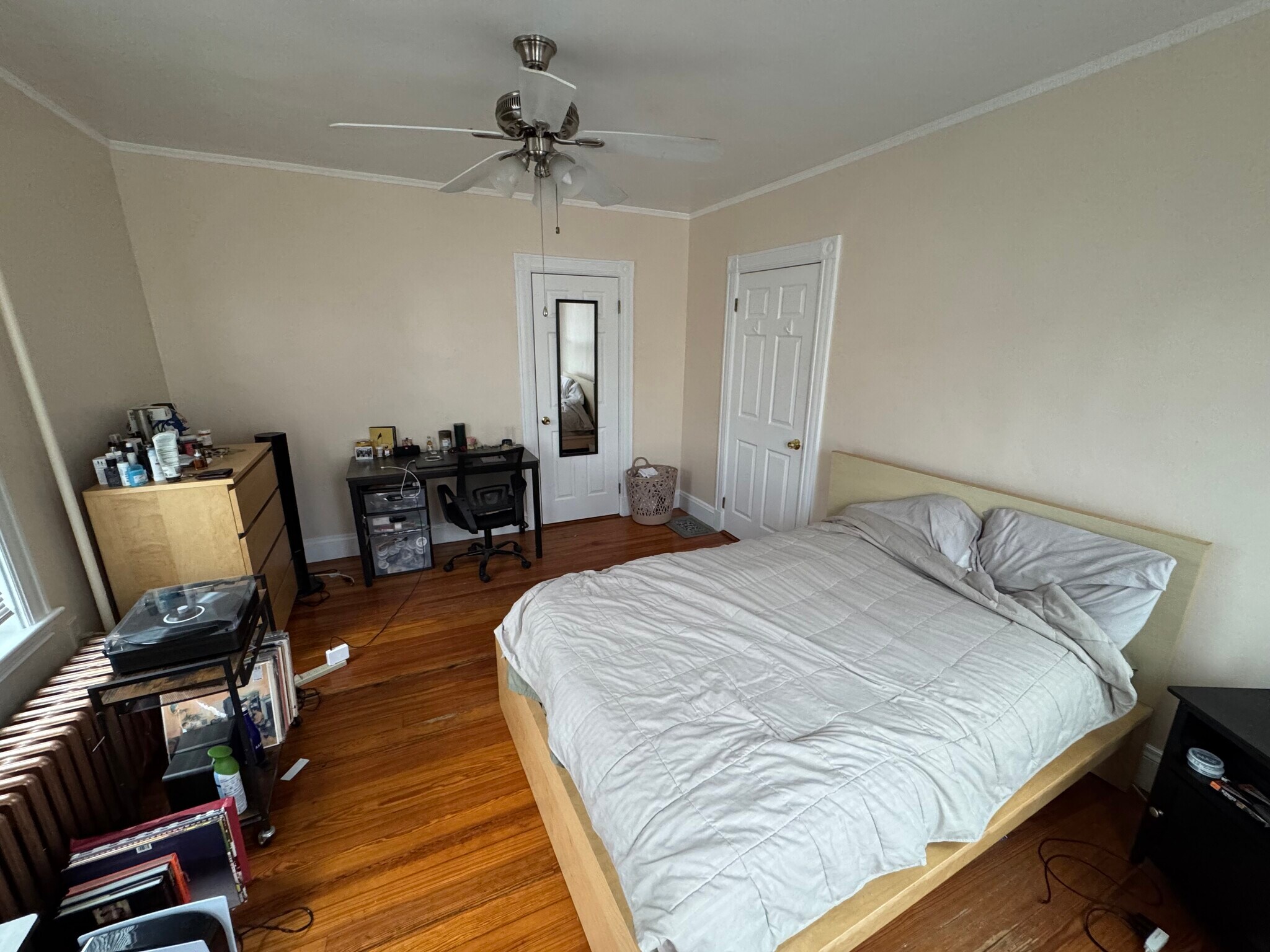 Building Photo - 71 Fairbanks St