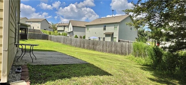 Building Photo - 2230 Village Trail Ct