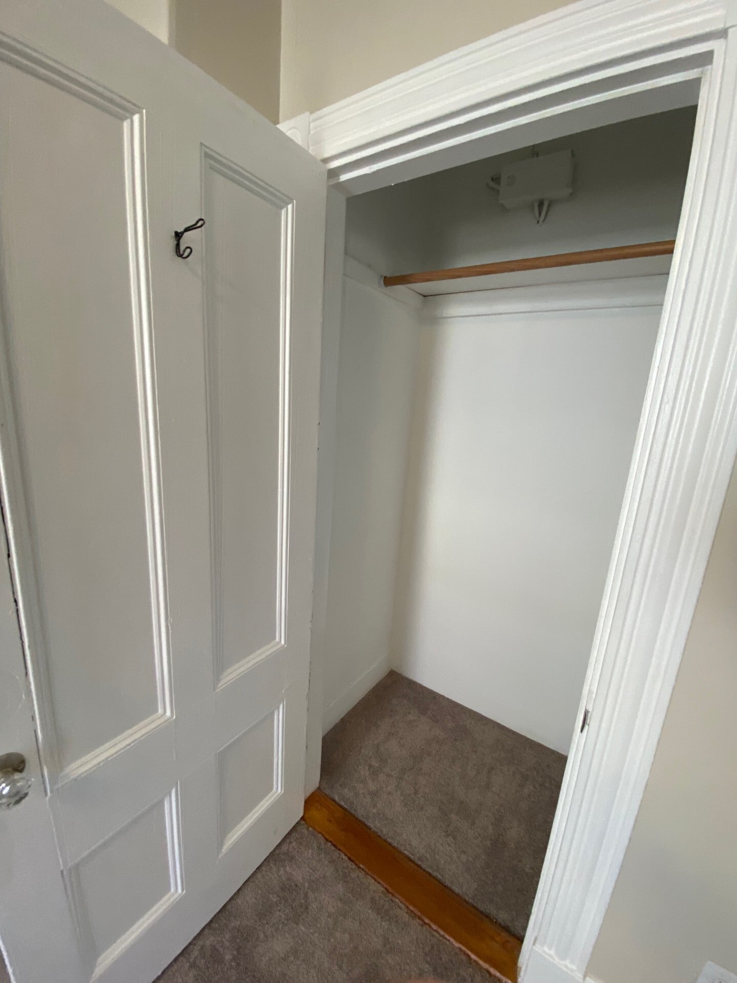 Building Photo - 19 Whitman Ave