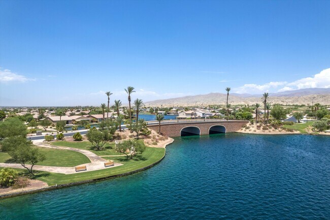 Building Photo - 84126 Canzone Dr