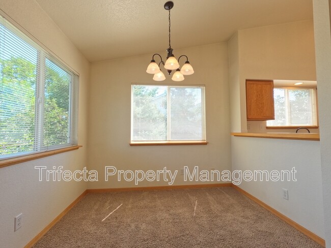Building Photo - 950 52nd Ave Ct