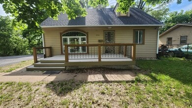 Building Photo - 3514 N 36th Ave