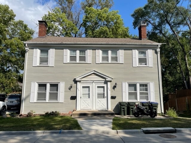 Building Photo - 220 Melrose Ct