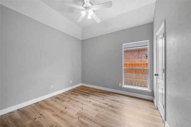 Building Photo - 24910 Crystal Stone Ln