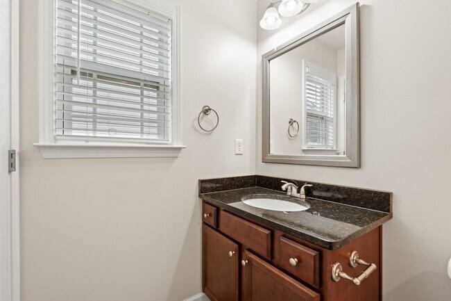 Building Photo - 3 BR, 2 BA 2-Car Garage Modern Ranch Livin...