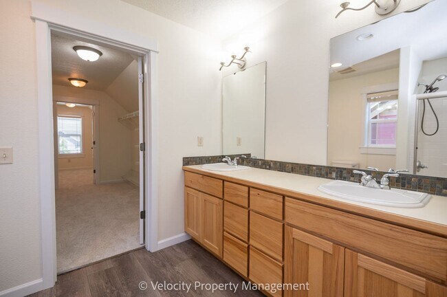 Building Photo - Beautiful Craftsman Home in Yardley Estates!