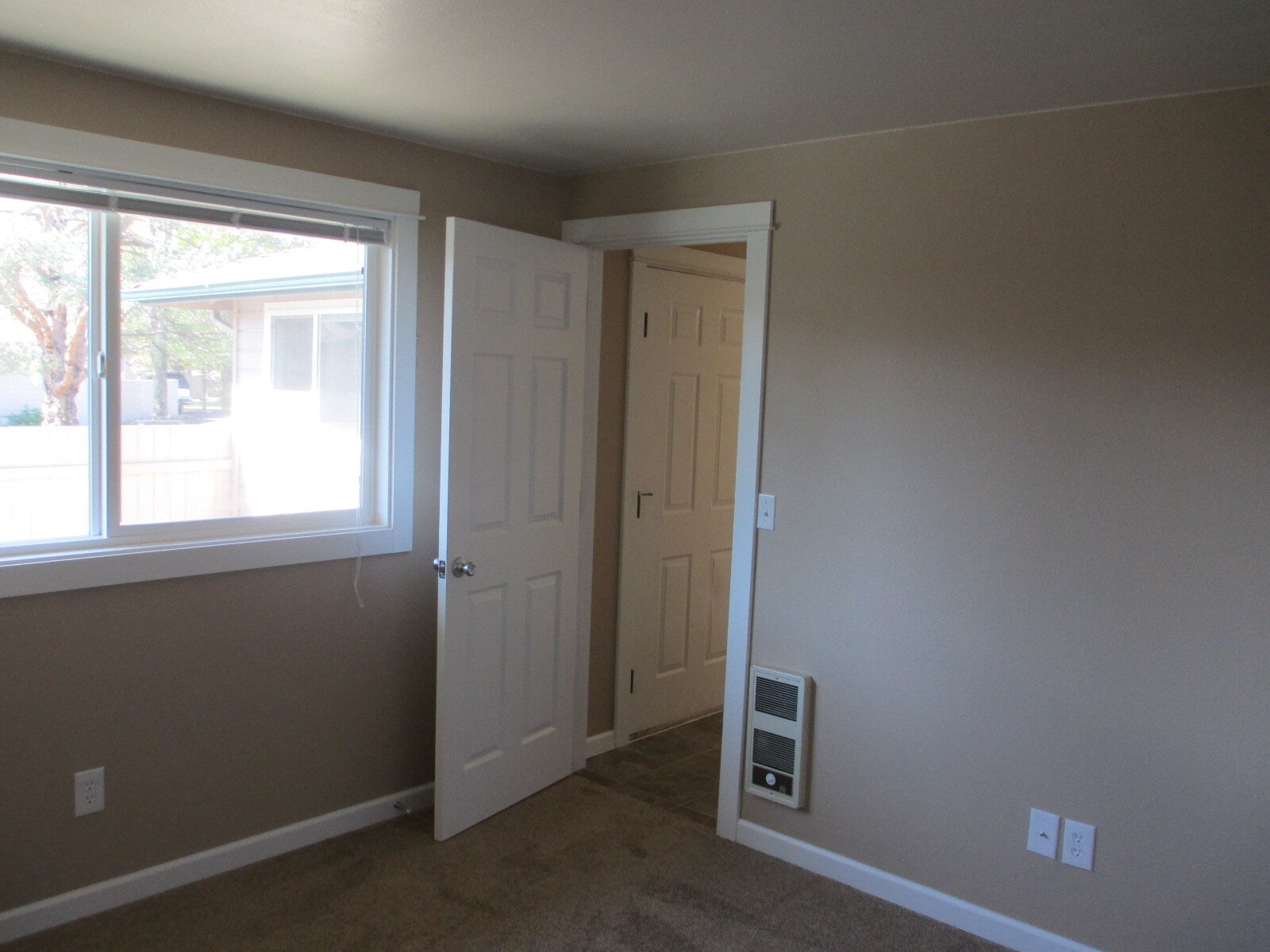 Building Photo - 3322 NE Lancaster St