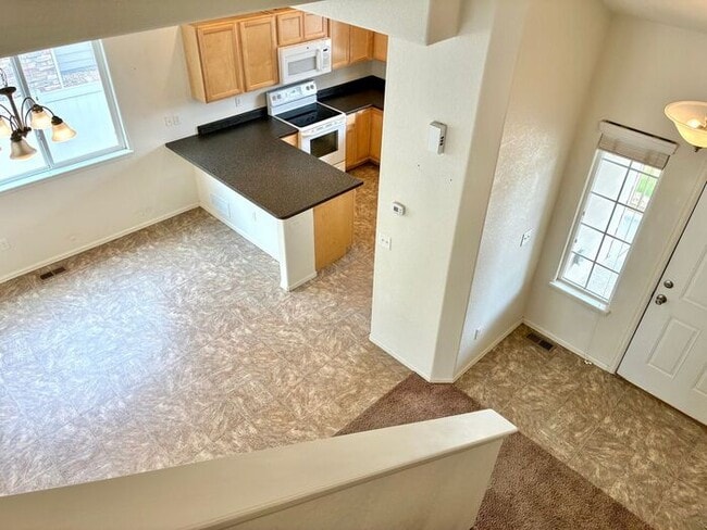 Building Photo - Beautiful 4 Bedroom Two-Story Home in Windsor!