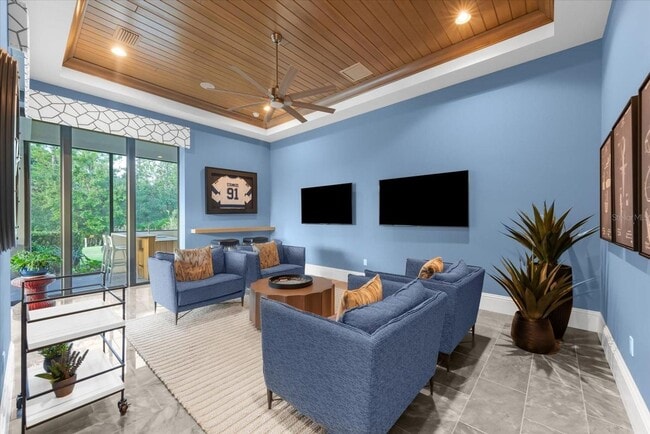 Building Photo - Private Estate Rental in The Concession