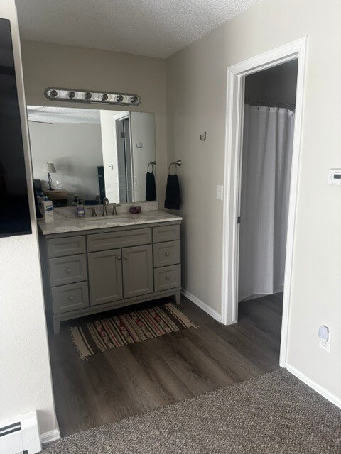 Building Photo - 1404 Adriel Dr