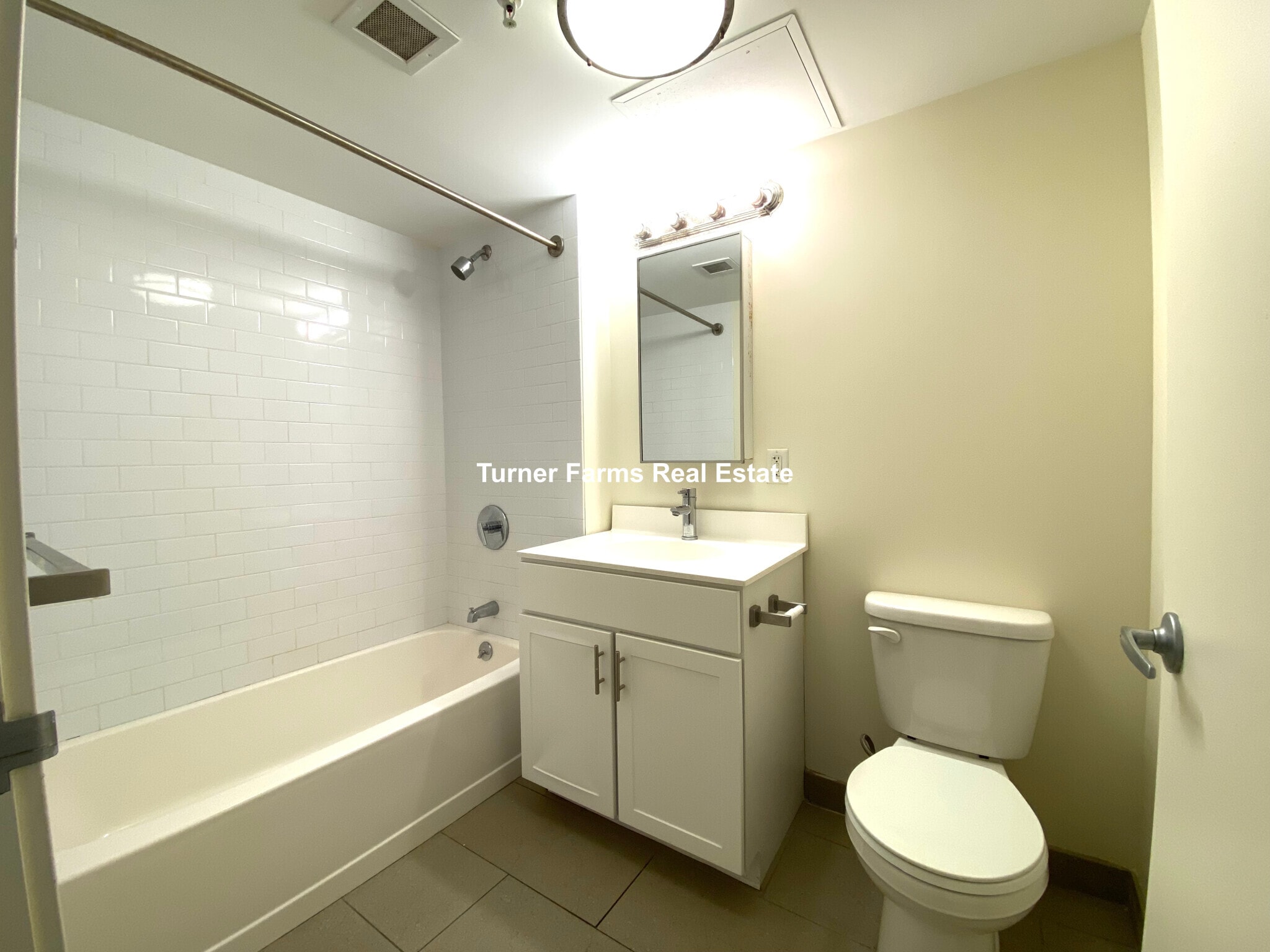 Building Photo - 10 Winter St