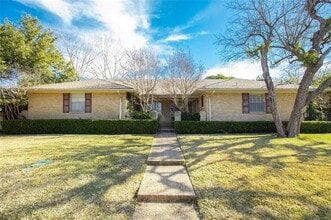 Building Photo - 9120 Villa Park Cir