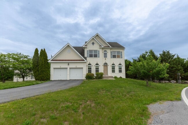 Building Photo - 391 Sheerer Dr