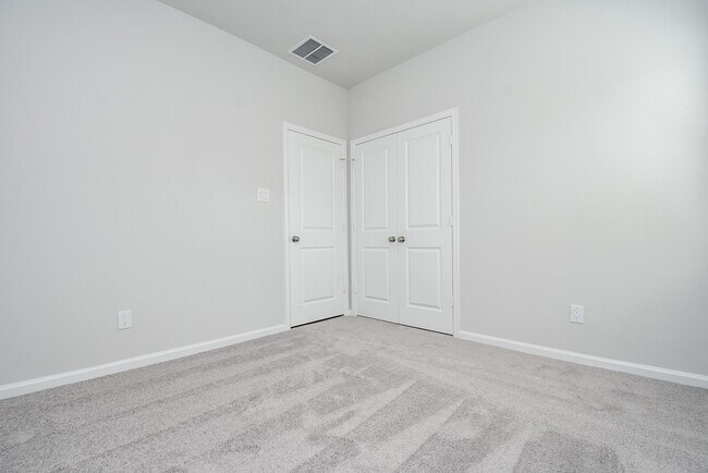 Building Photo - 16493 Moss Ln