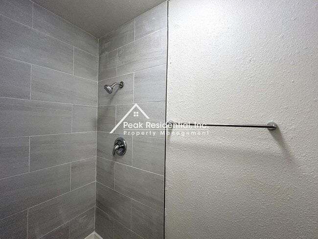 Building Photo - 6328 Bonham Cir