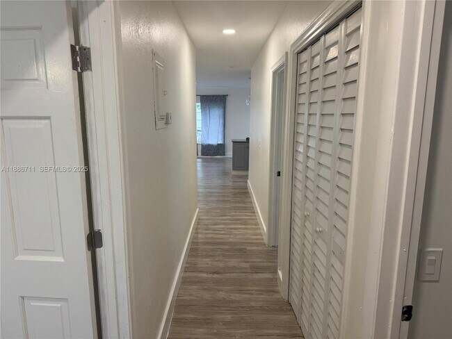 Building Photo - 5209 NW 18th St