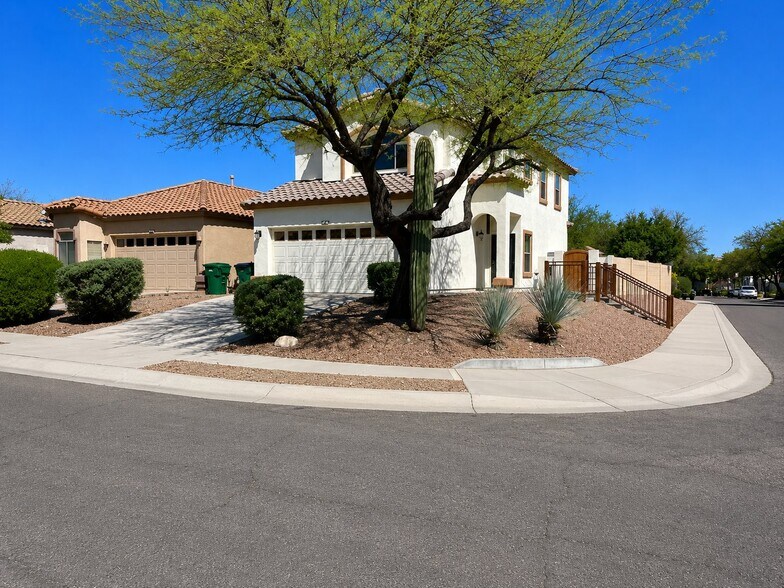 Building Photo - 361 E Camino Rancho Cielo