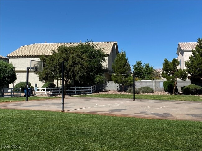 Building Photo - 6450 Stone Dry Ave
