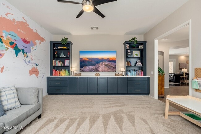 Building Photo - 5712 E Blue Sky Dr