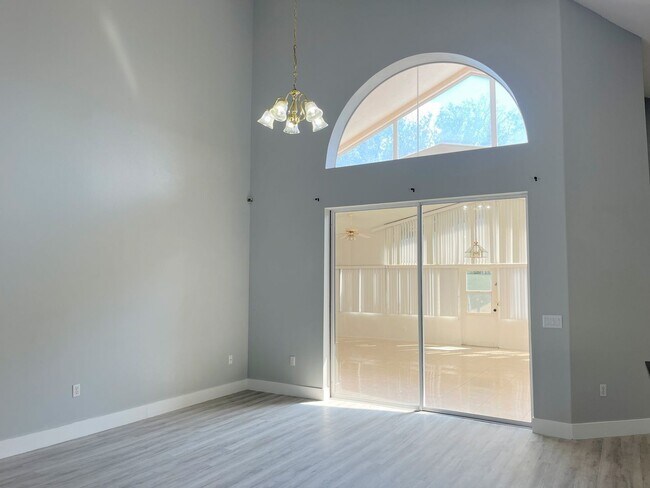 Building Photo - 212 Purslane Pass