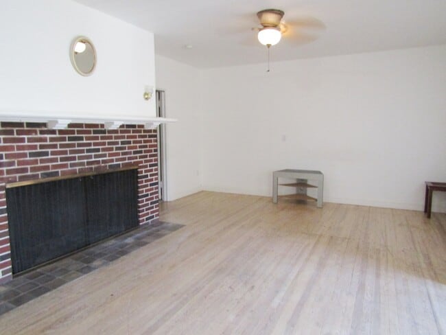 Building Photo - 315 Ridge Manor Dr