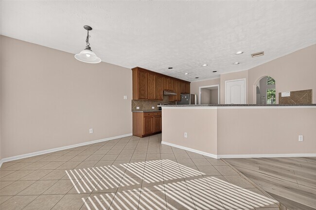 Building Photo - 24722 Garnet Shadow Ln