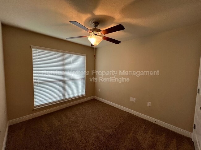 Building Photo - 4736 Frances St