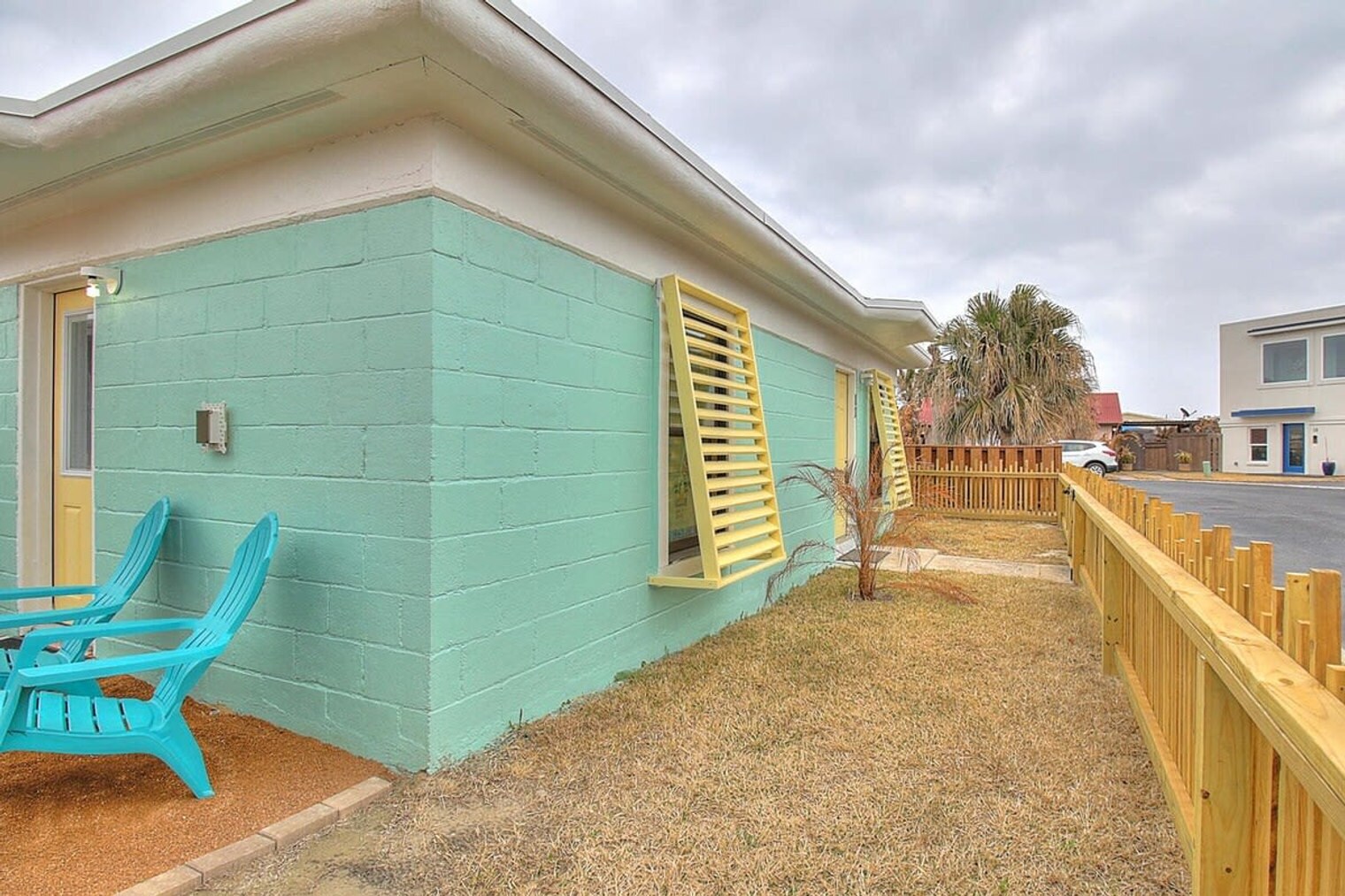 Building Photo - 134 N Alister St